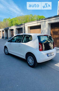 Хэтчбек Volkswagen Up 2014 в Львове