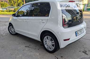 Хетчбек Volkswagen Up 2016 в Львові