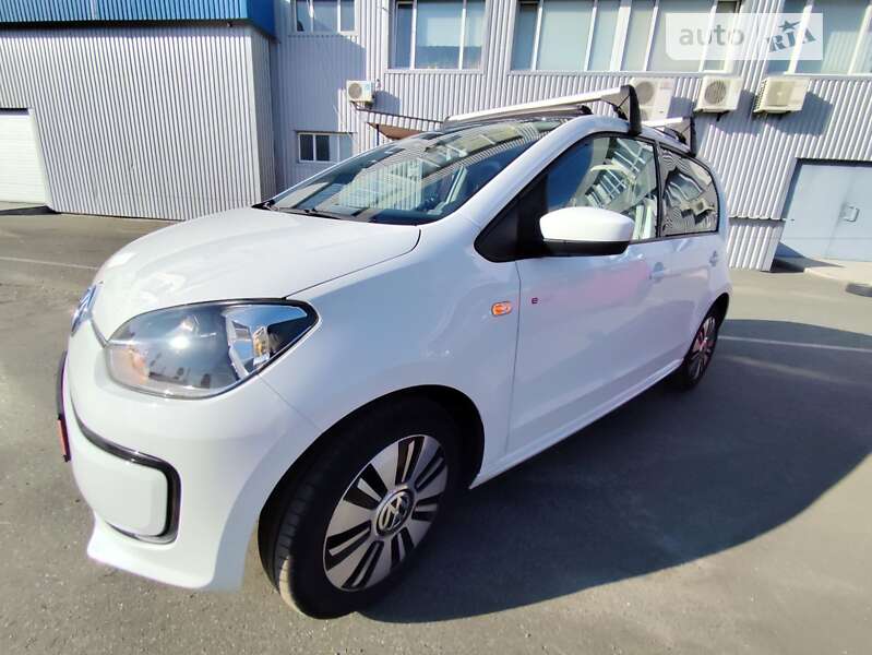 Хэтчбек Volkswagen Up 2014 в Киеве фото 12 Хэтчбек Volkswagen Up 2014 в Киеве