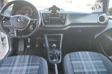 Хетчбек Volkswagen Up 2016 в 