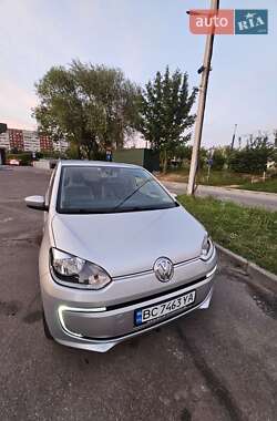 Хэтчбек Volkswagen Up 2016 в Львове