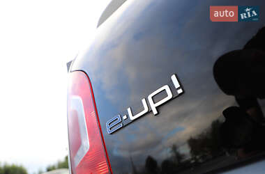 Хэтчбек Volkswagen Up 2014 в Дрогобыче