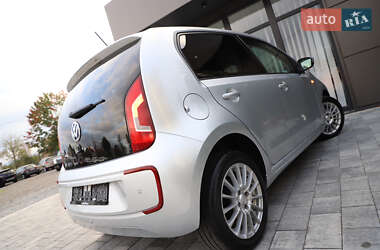 Хэтчбек Volkswagen Up 2014 в Дрогобыче