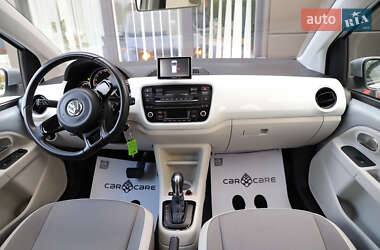 Хэтчбек Volkswagen Up 2014 в Дрогобыче