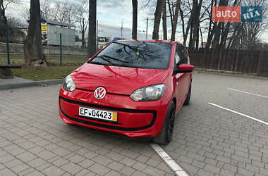 Хетчбек Volkswagen Up 2011 в Стрию