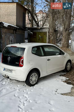 Хетчбек Volkswagen Up 2015 в Києві