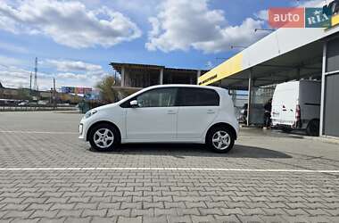 Хэтчбек Volkswagen Up 2015 в 