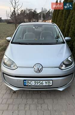 Хэтчбек Volkswagen Up 2014 в 