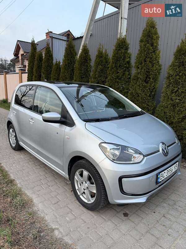 Volkswagen Up 2014