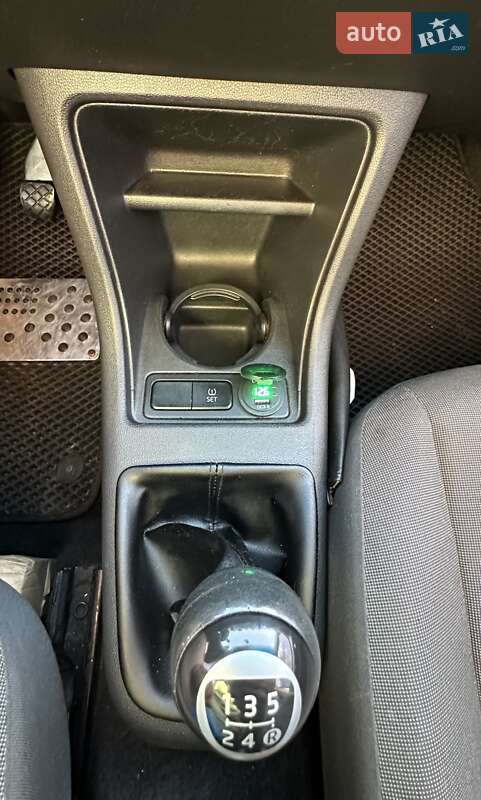 Хэтчбек Volkswagen Up 2014 в Киеве