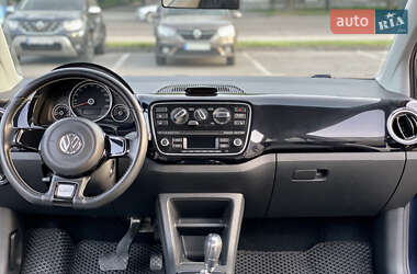 Хетчбек Volkswagen Up 2013 в 