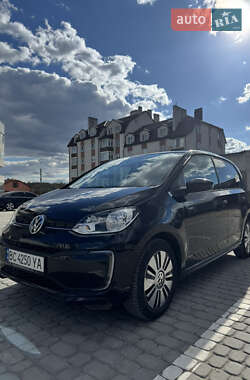 Хетчбек Volkswagen Up 2017 в Львові