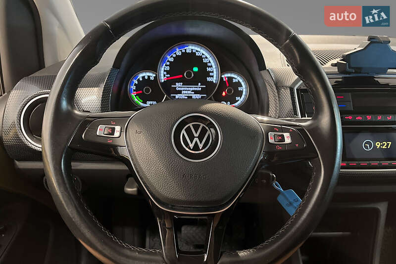 Хэтчбек Volkswagen Up 2020 в Киеве