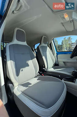 Хэтчбек Volkswagen Up 2014 в 