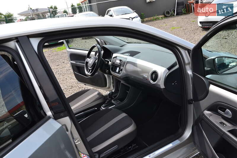 Хэтчбек Volkswagen Up 2017 в Луцке фото 25 Хэтчбек Volkswagen Up 2017 в Луцке