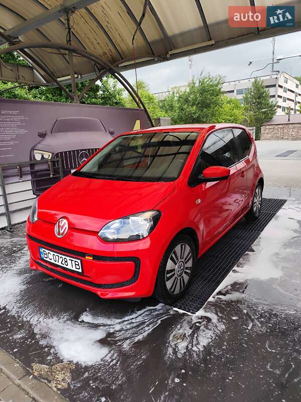Хэтчбек Volkswagen Up 2011 в Львове