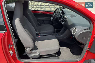 Хэтчбек Volkswagen Up 2011 в 