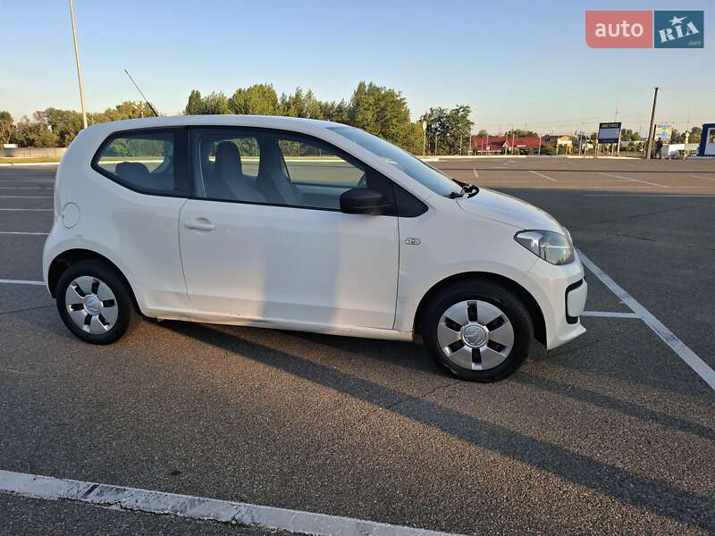 Хэтчбек Volkswagen Up 2013 в Киеве фото 2 Хэтчбек Volkswagen Up 2013 в Киеве