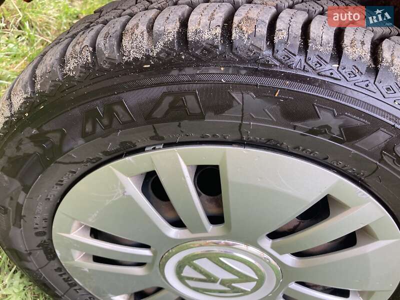 Хэтчбек Volkswagen Up 2013 в Львове