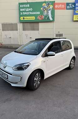 Хэтчбек Volkswagen Up 2014 в Житомире