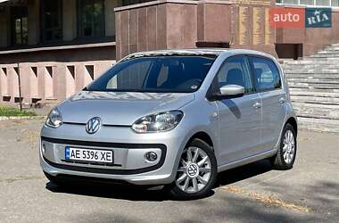 Хетчбек Volkswagen Up 2016 в  фото 7 Хетчбек Volkswagen Up 2016 в