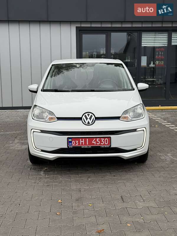 Хэтчбек Volkswagen Up 2017 в Владимире