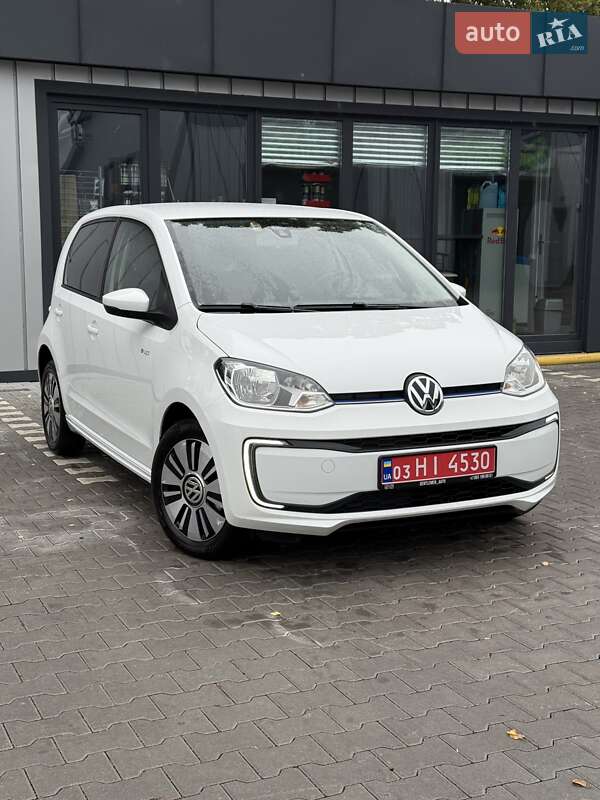 Хэтчбек Volkswagen Up 2017 в Владимире