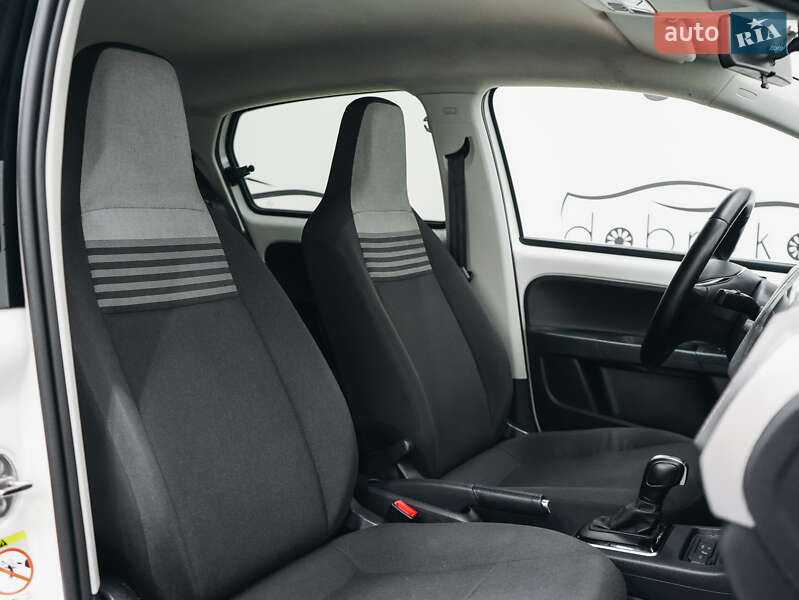 Хэтчбек Volkswagen Up 2020 в Львове