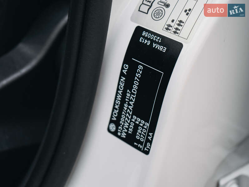 Хэтчбек Volkswagen Up 2020 в Львове