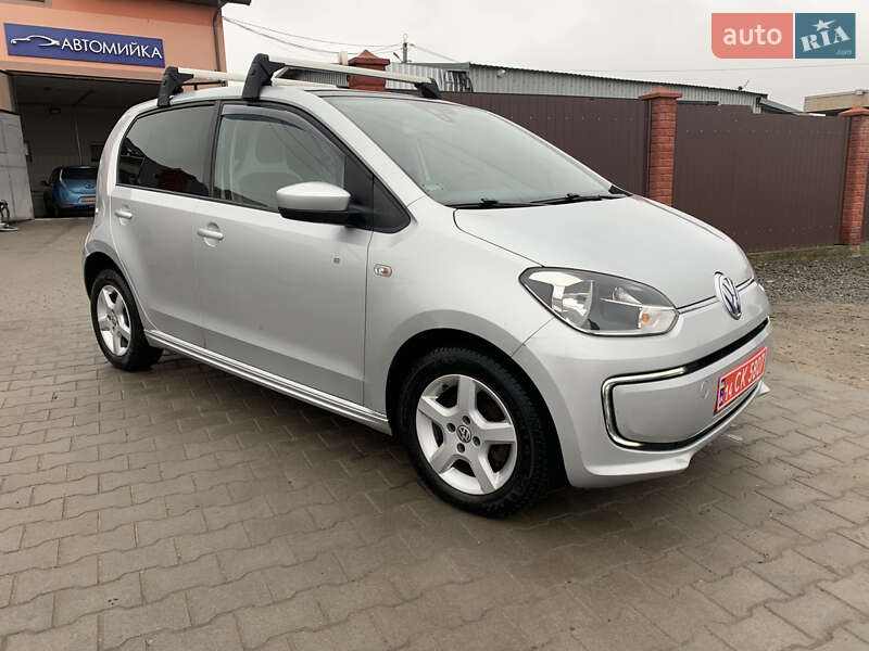 Хэтчбек Volkswagen Up 2014 в Львове