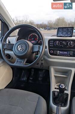 Хэтчбек Volkswagen Up 2013 в Киеве