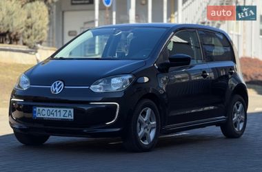 Хэтчбек Volkswagen Up 2015 в Луцке