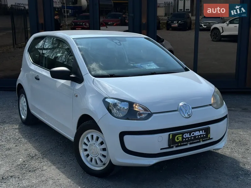 Volkswagen Up 2014