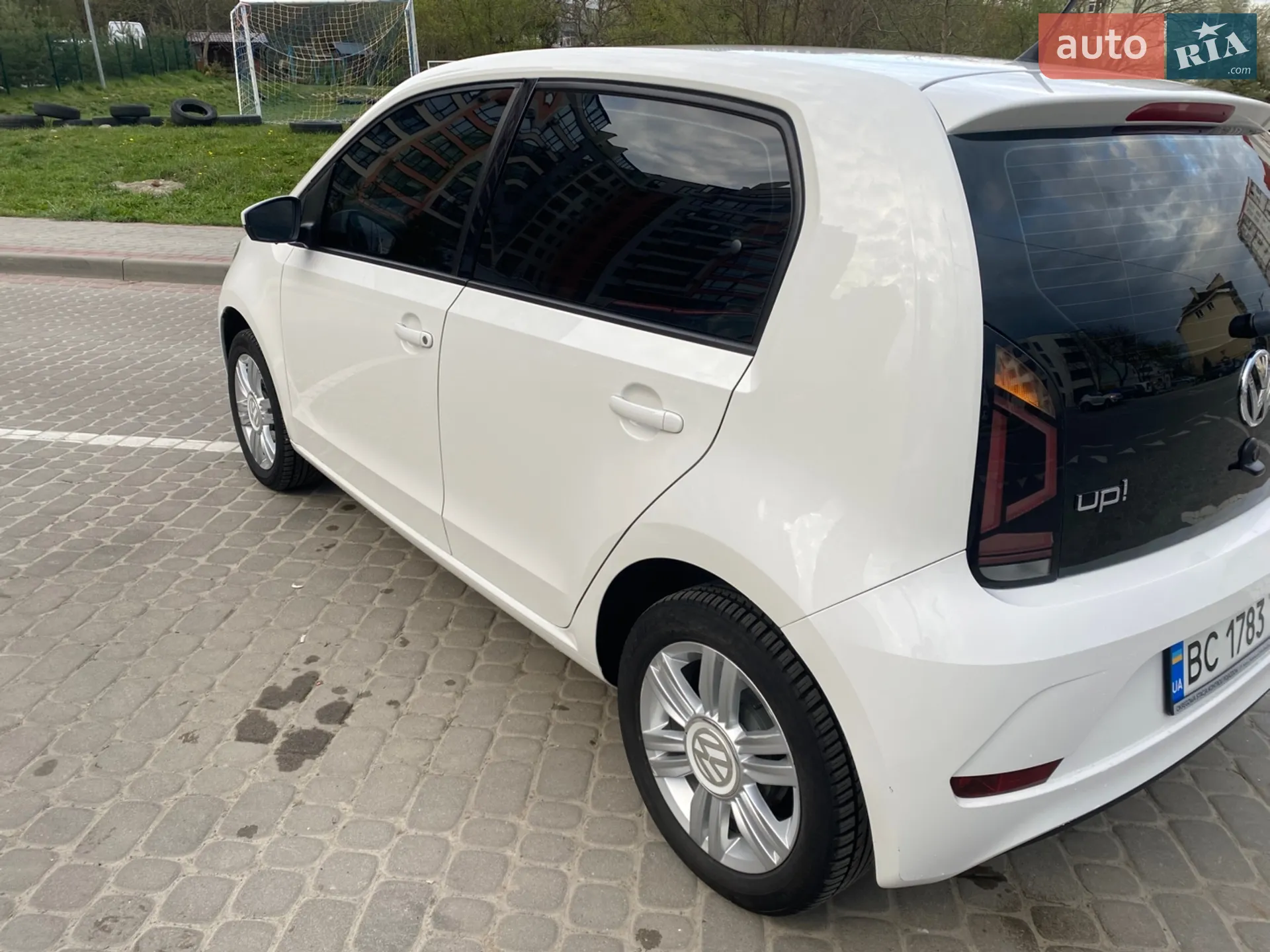 2016 Volkswagen up! - мініатюра 3