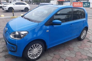 Хетчбек Volkswagen Up 2014 в Дніпрі