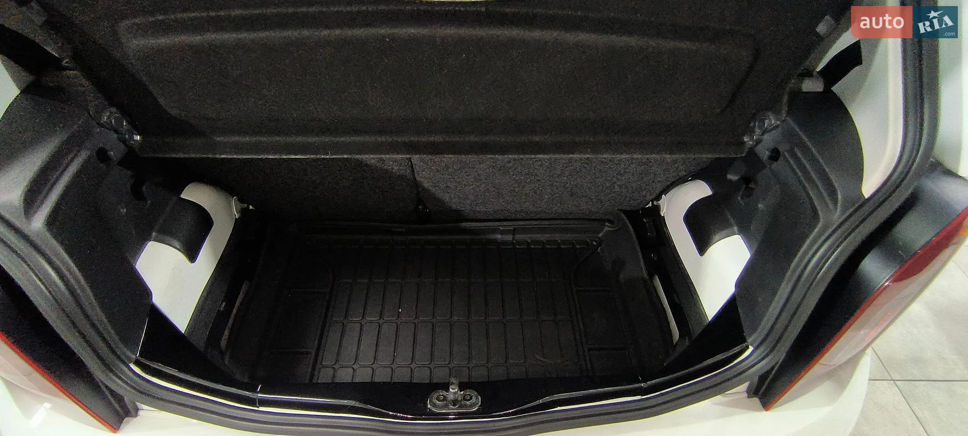 2014 Volkswagen up! - мініатюра 20