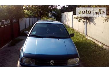  Volkswagen Vento 1993 в Кицмани