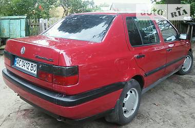 Седан Volkswagen Vento 1996 в Луцке