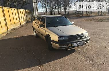 Седан Volkswagen Vento 1994 в Полтаве