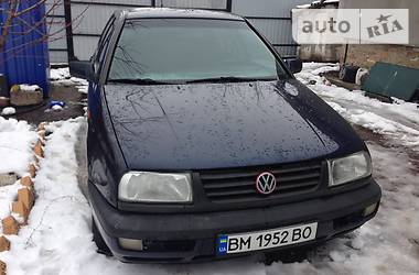 Седан Volkswagen Vento 1992 в Сумах