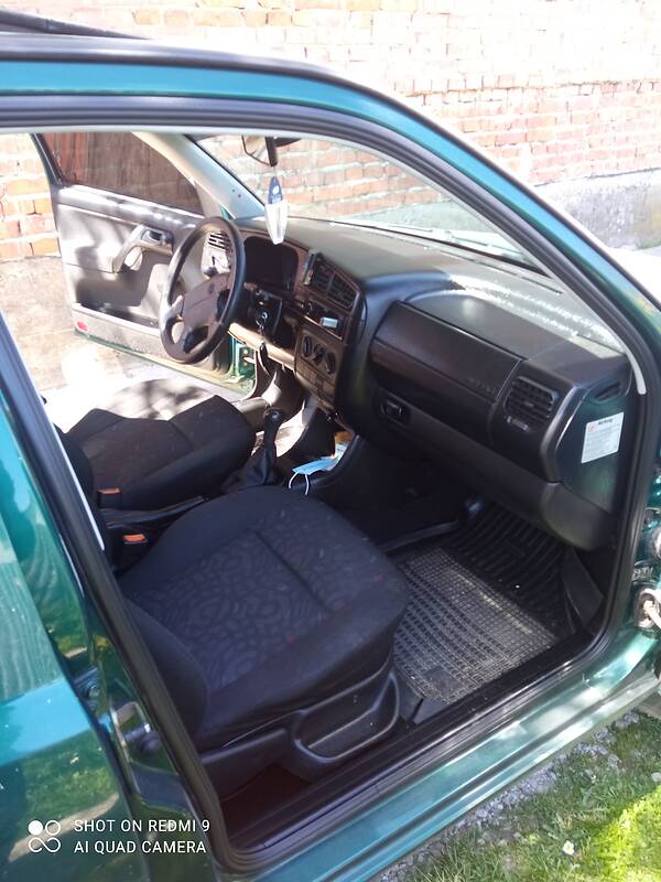 Седан Volkswagen Vento 1995 в Львове
