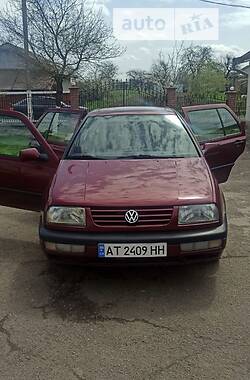 Седан Volkswagen Vento 1996 в Івано-Франківську