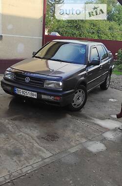 Седан Volkswagen Vento 1992 в Чорткове