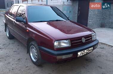 Седан Volkswagen Vento 1994 в Жашківу