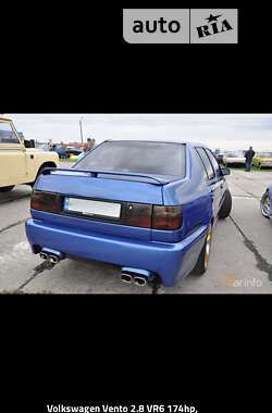 Седан Volkswagen Vento 1992 в 
