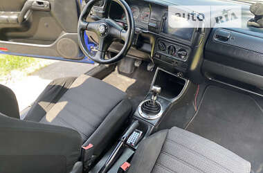 Седан Volkswagen Vento 1992 в 
