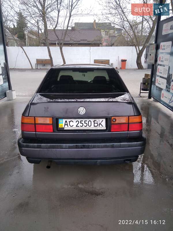 Седан Volkswagen Vento 1993 в Здолбуніві