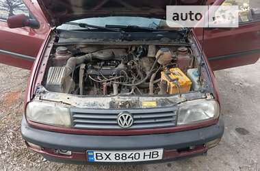 Седан Volkswagen Vento 1993 в Каменец-Подольском