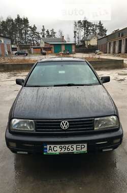 Седан Volkswagen Vento 1993 в Ковелі