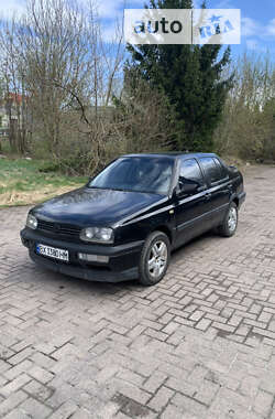 Седан Volkswagen Vento 1993 в Ровно